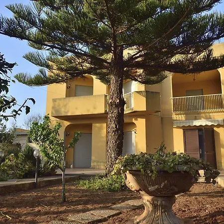 Berbaro House Holiday home *